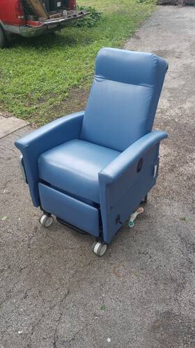 Fr588w Champion Medical Recliner/chair