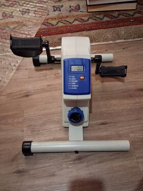 18180 Chattanooga Arm/leg Floor Pedal Exerciser Digital Display Timer