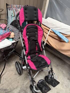 Ez14 Convaid Rifton Pink Movement Trainer Adjustable Handles Collapsible Child