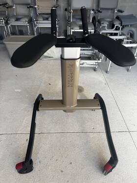 1521677 Dolomite Step Up Manual Movement Trainer Adjustable Handles 4 Wheels 150kg