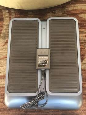 Zb-7835 Intellibrands Legxercise Motorized Leg Exercise Mover Machine Great Working Condition