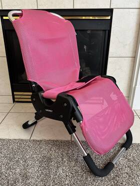 Lab-1 Leckey Advance Bath Chair Pink With Hip Belt For Assisted Bathing - Size 1