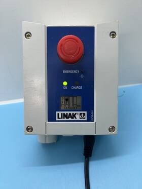Linak Cbj2052-00 J2cb-001 Unit Control Only/ Powers Up