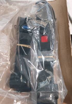 6410blk Qstraint Qrt Standard Lap Q8 6325 And Shoulder Belt Q5