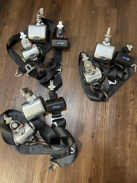 Q-8106-l Qstraint Q-straint Qrt Deluxe Retractor System L Track Used - Qty 3