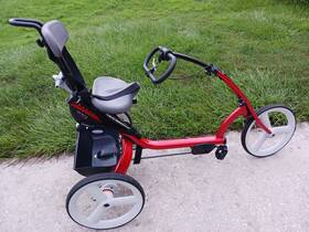 X340 Rifton Special Needs Tricycle 3 Wheel Large Mag Wheels