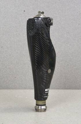 3b5-3  Ssur Ottobock Genium X3 Microprocessor Knee Bionic Prosthetic With 2r19 Adaptor