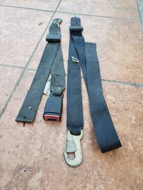 Fe200595-2 Sure-lok Fe200727-5 And Lap Belt