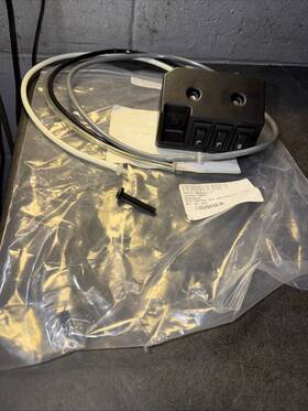 9904-100001-00 Ussc Genuine Assembly Air Box 2 Lumbar/1 Bolster Controler Kit For Gillig Bus