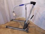 Invacare Reliant RHL450-1 Manual Patient Lift Works Good S6518. Fixed Price $549.99.
