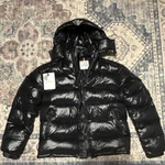 Moncler Black Down Puffer Jacket Hooded Logo Size 6. Fixed Price $424.00.