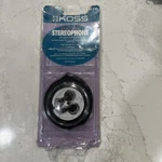 Koss Portable Wired Earbuds Stereophones Md 070 With Carrying Case 4FT Cord. Fixed Price $12.00.