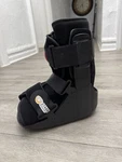 Starrett Podiatry Orthopedic Walking Boot Small Black Adjustable Certified. Fixed Price $40.00.