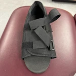 Deroyal Large Post Hook & Loop Closure Shoe Female Ref A152407 Black 8.5-10. Fixed Price $15.00.