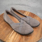 Clarks Haley Jay Loafer Flats Women's Size 9 Gray Suede Cushion Slip. Fixed Price $27.00.