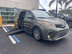 2020 Toyota Sienna Xle Premium Braunability Power Ramp Handicap Van. Fixed Price $44900.00.