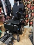 Quantum Edge 2.0 Ilevel Power Wheelchair. Fixed Price $525.00.