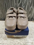 Propet W3915 Vista Walker Ez Strap Women's Size 8XX Beige Comfort Sneakers Shoes. Fixed Price $15.00.