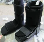 Low Top/short Walking Boot (gently Used) & Swede-o Soft Brace/night Splint Med. Fixed Price $75.00.