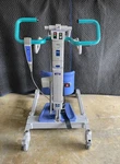 Arjo Sara 3000 Hospital Mobile Sit-to-stand Patient Lift With New Battery. Fixed Price $1995.00.